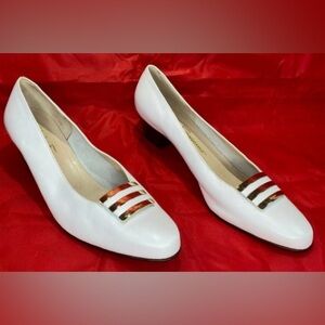 SALVATORE FERRAGAMO Genuine leather white almond toe